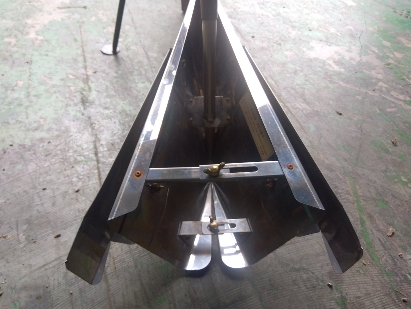 オータケ　中古　歩行溝切機　KF22