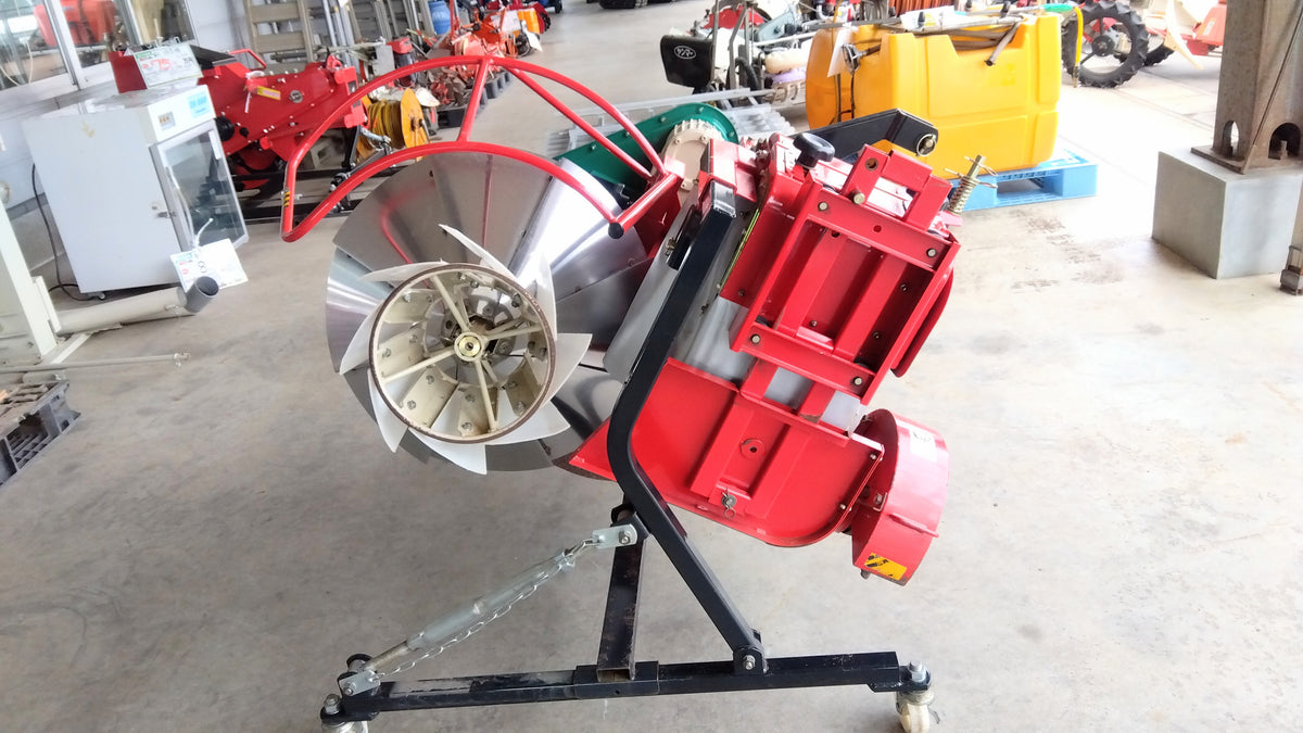 冨士トレーラー　中古畔塗機　　D135　【山形店10255】