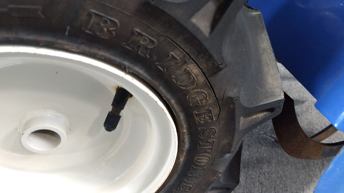 イセキ　中古　耕耘機　KCR65-HX　「岩手店816」