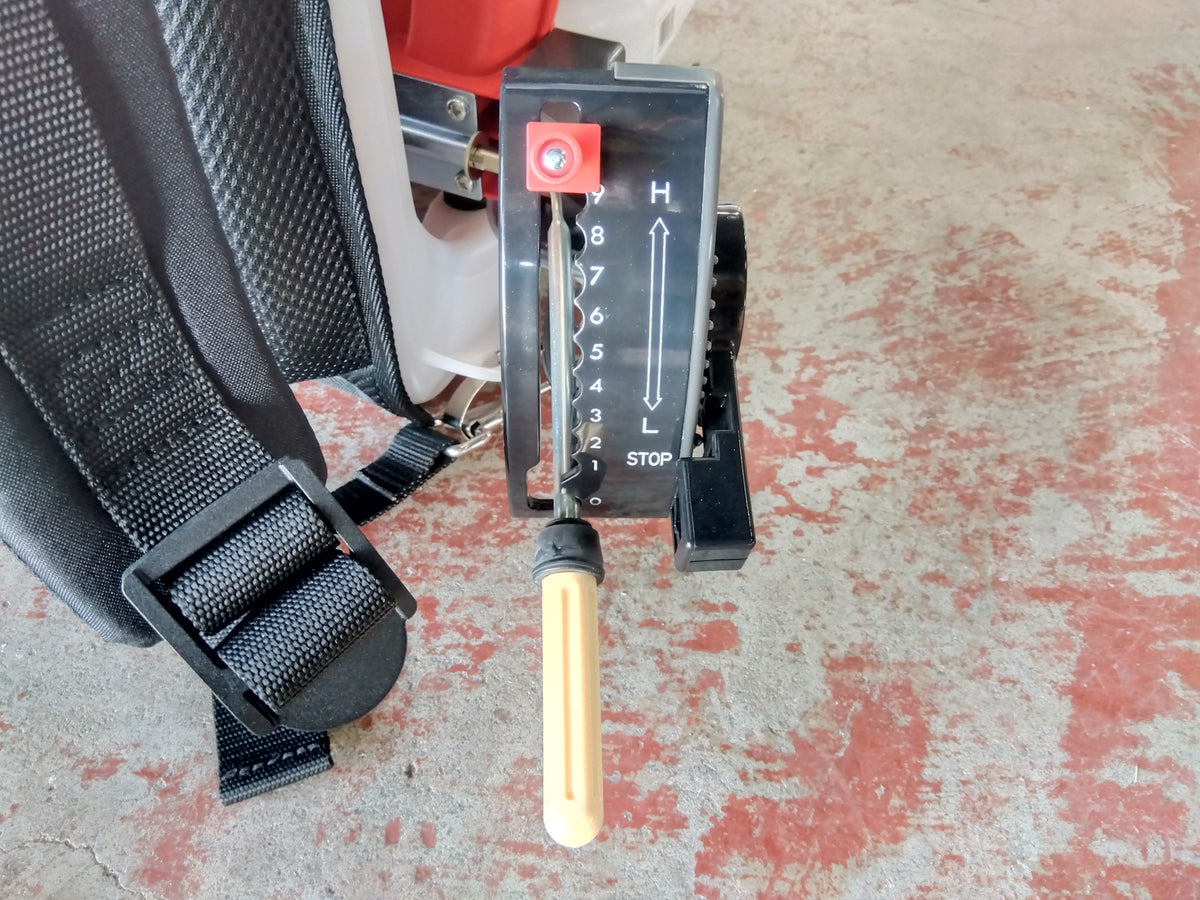 マルナカ　中古　未使用品　背負動力散布機　MEM4023M　【宮城店3188】