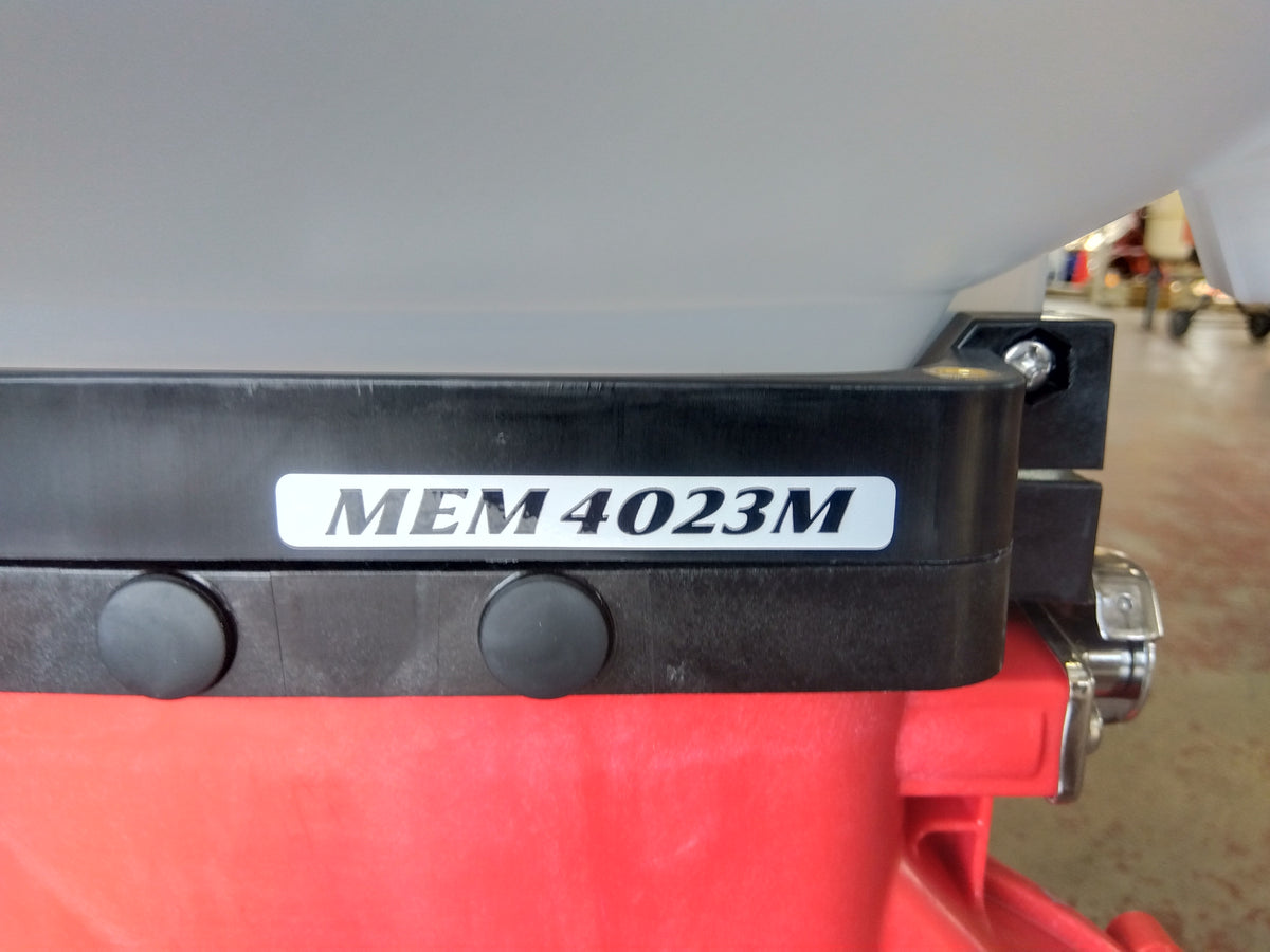 マルナカ　中古　未使用品　背負動力散布機　MEM4023M　【宮城店3188】