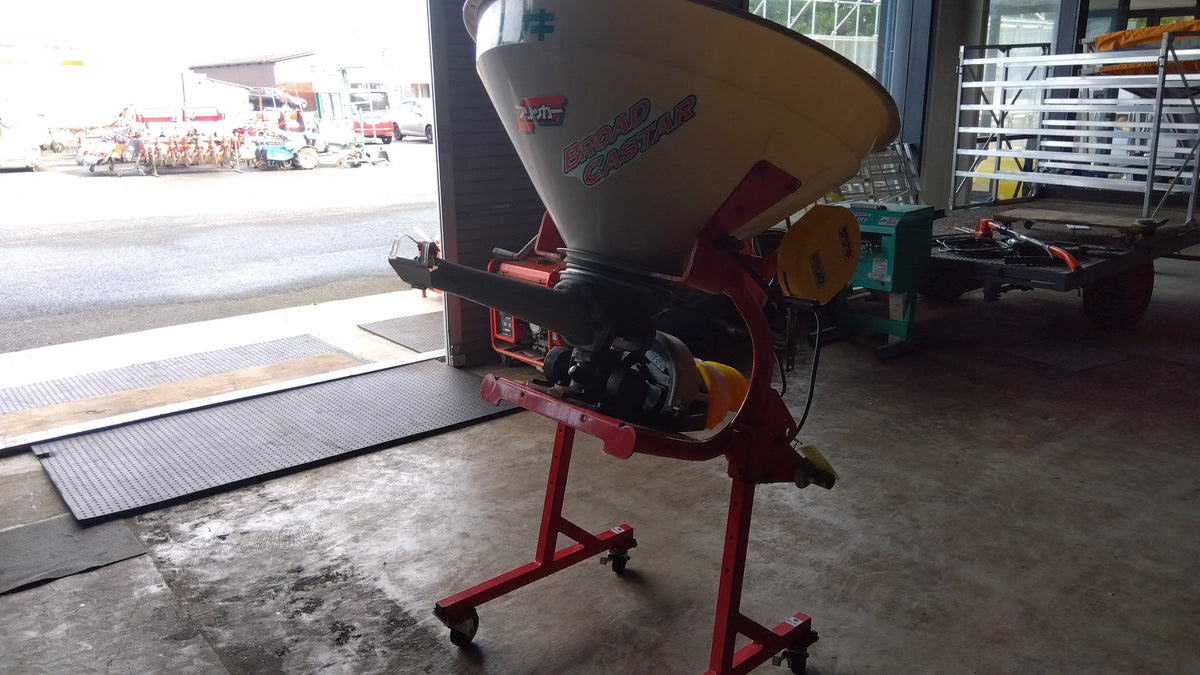 ササキ　中古　電動ブロードキャスター　CF200-C2　「岩手店767」
