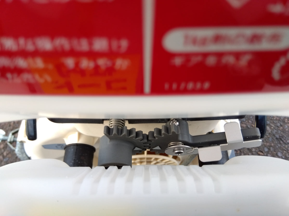 丸山 背負動力散布機 MDJ3001-9【山形店10263】