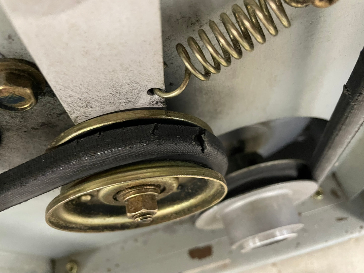 カンリウ　中古　精米機　100V　SR555E