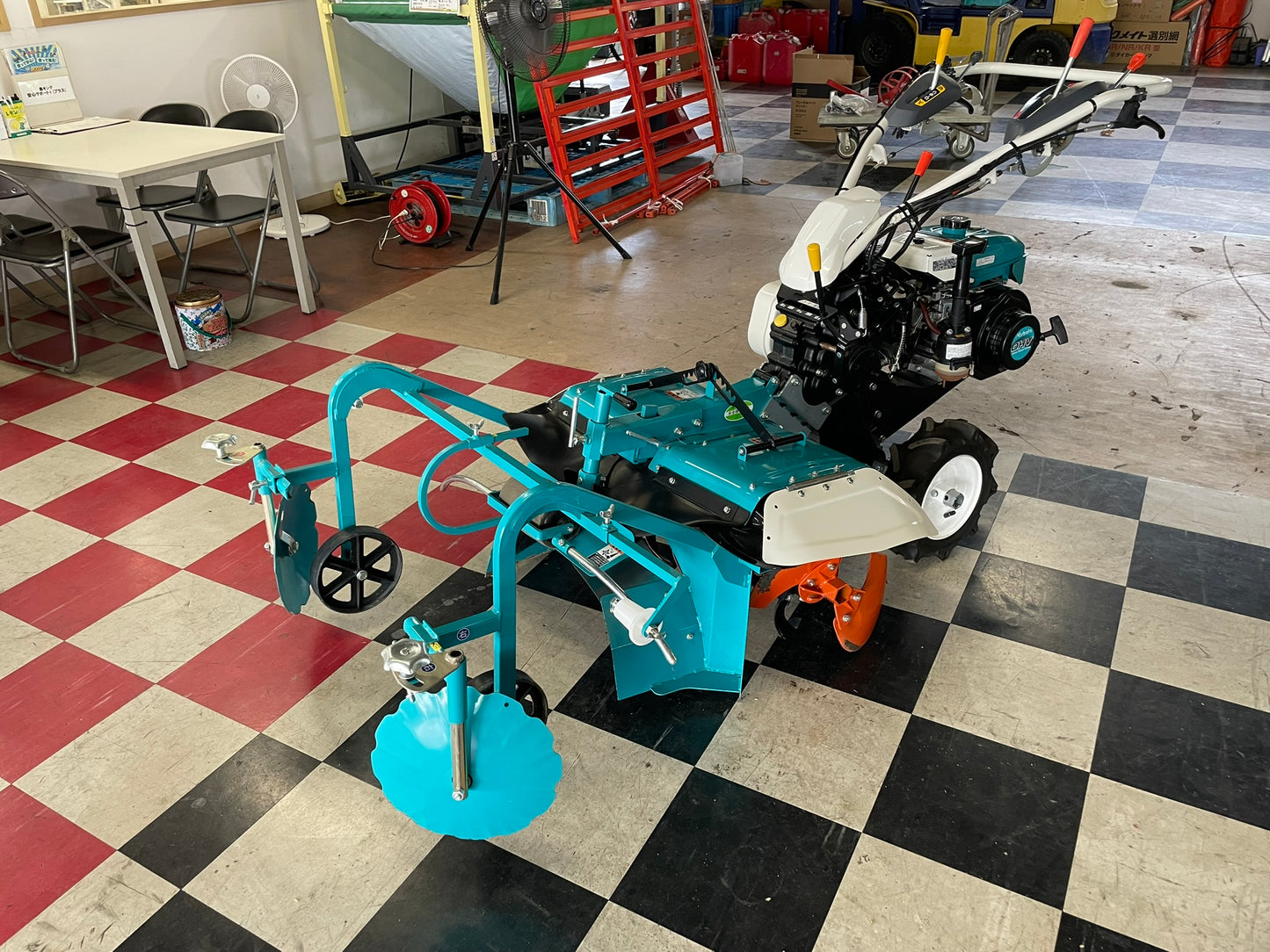 クボタ　中古　管理機　マルチ張り　6馬力　FTR70