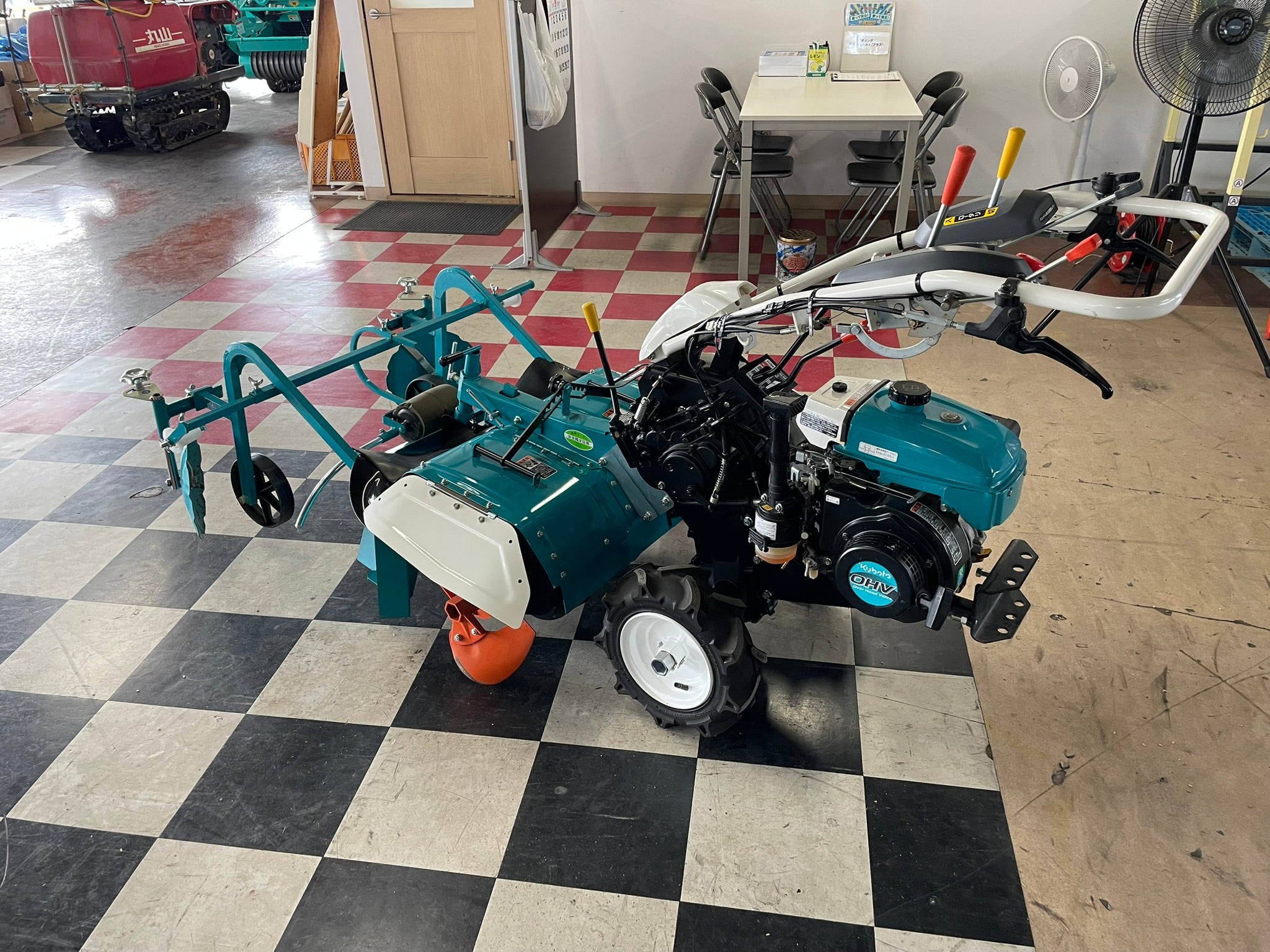 クボタ 中古 管理機 マルチ張り 6馬力 FTR70 – 農キング