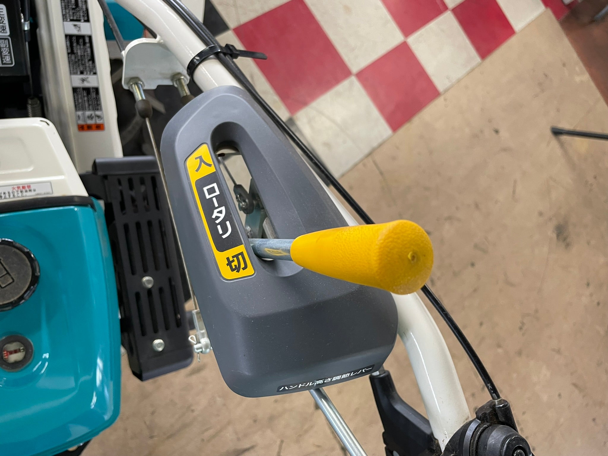 クボタ 中古 管理機 マルチ張り 6馬力 FTR70 – 農キング