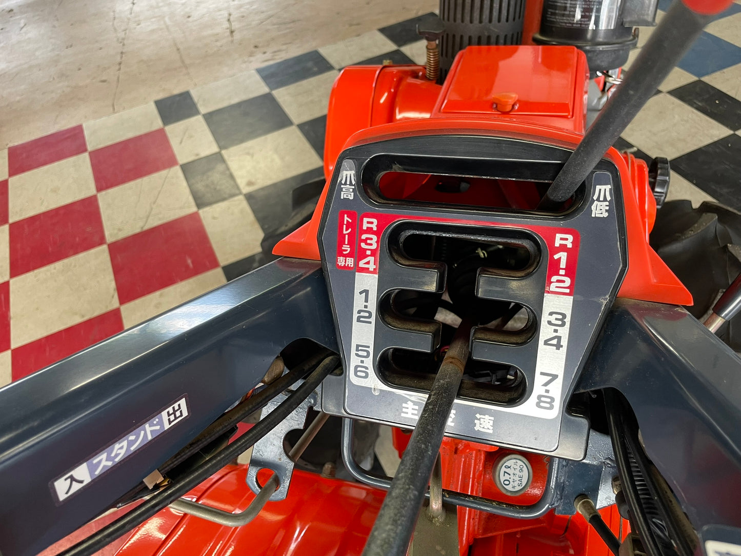 クボタ　中古　耕耘機　9馬力　KRA85