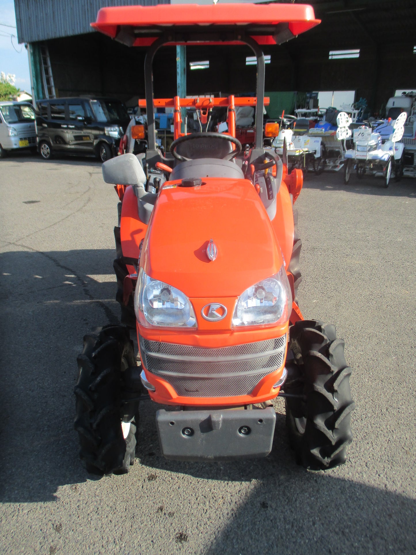 クボタ　中古　トラクター　KB205