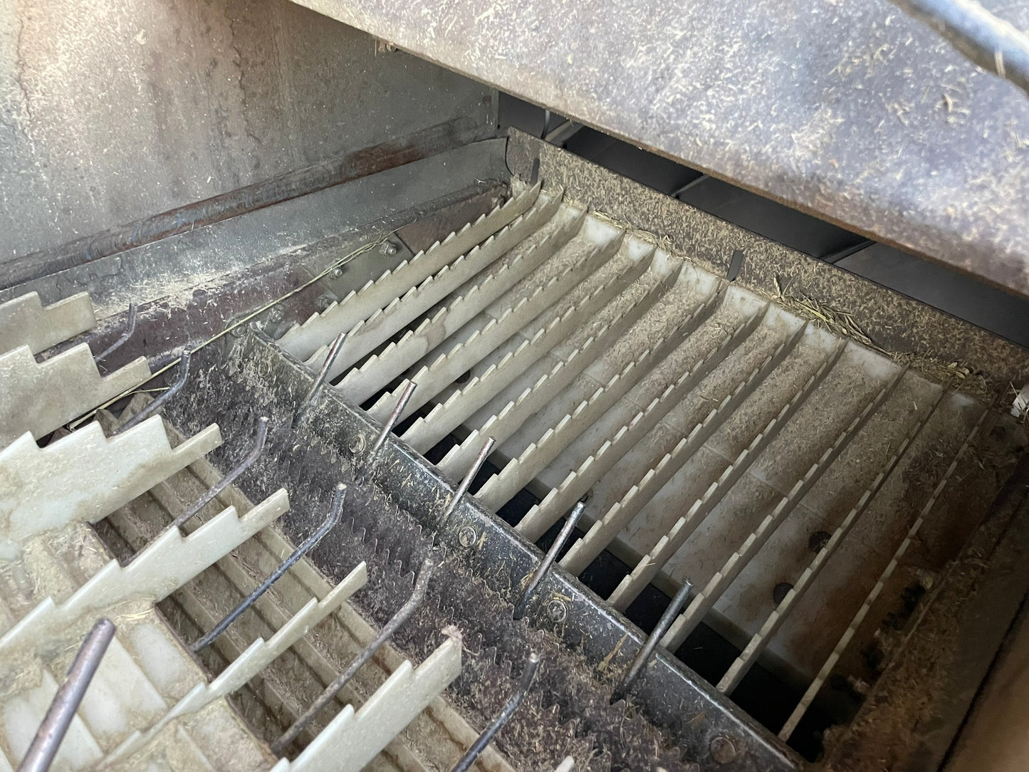 クボタ　中古　コンバイン　4条　47馬力　403時間　ER447 SD4MW2