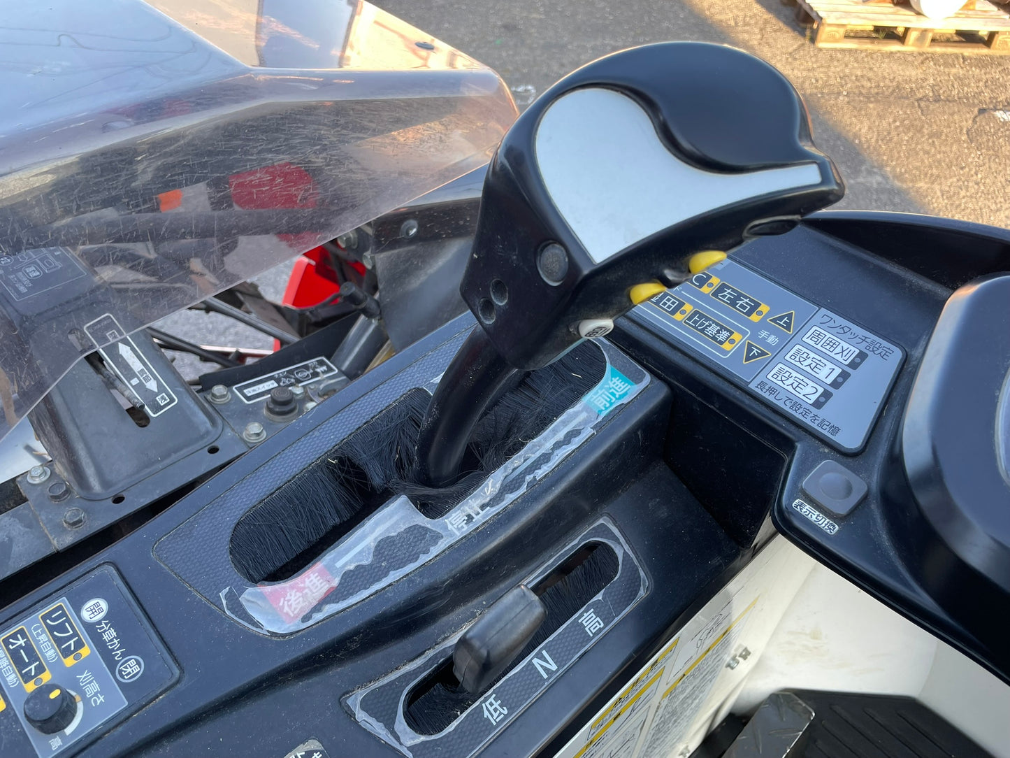 クボタ　中古　コンバイン　4条　47馬力　403時間　ER447 SD4MW2