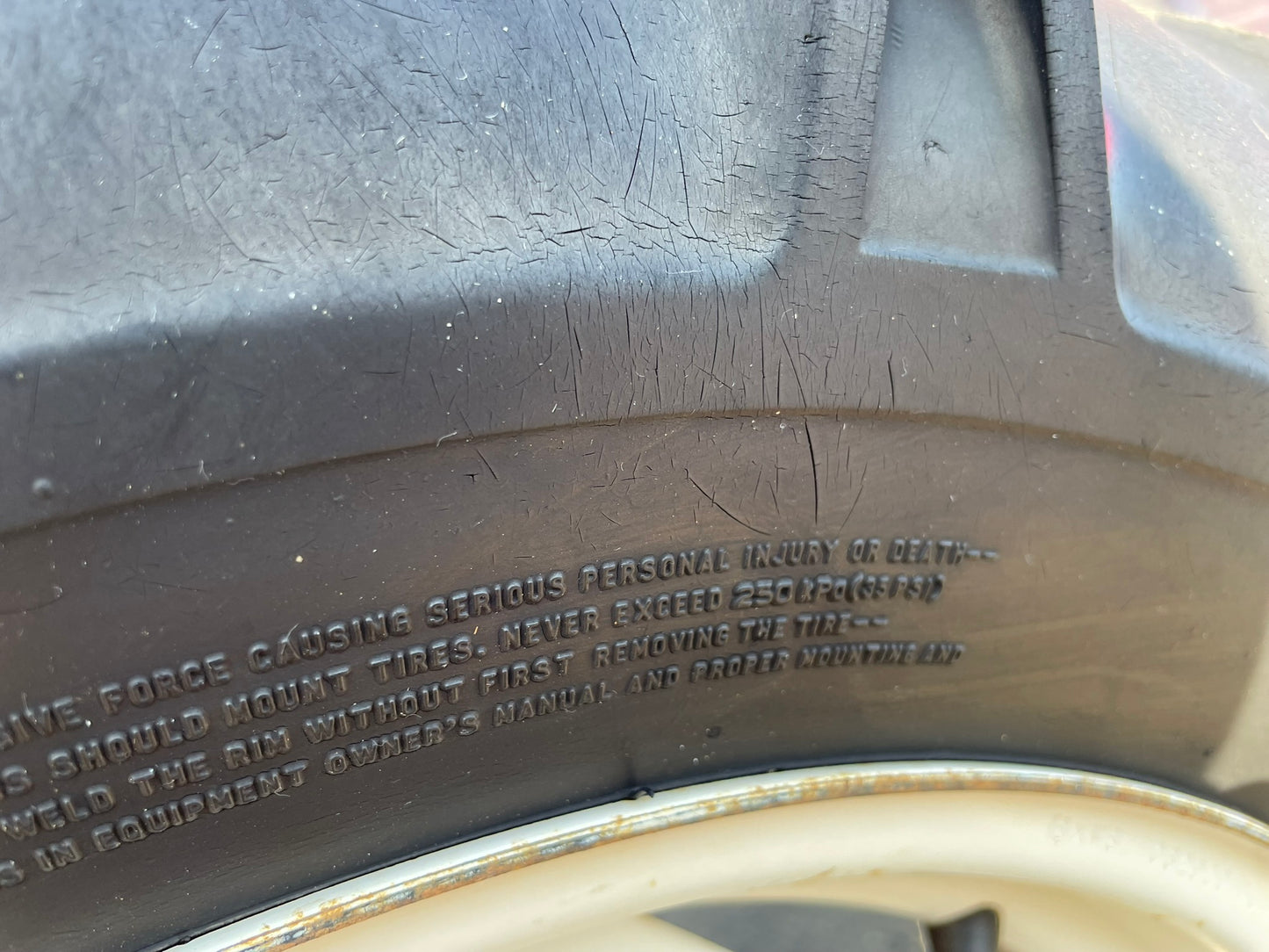 ヤンマー　中古　トラクター　41馬力　1206h　EG441Y