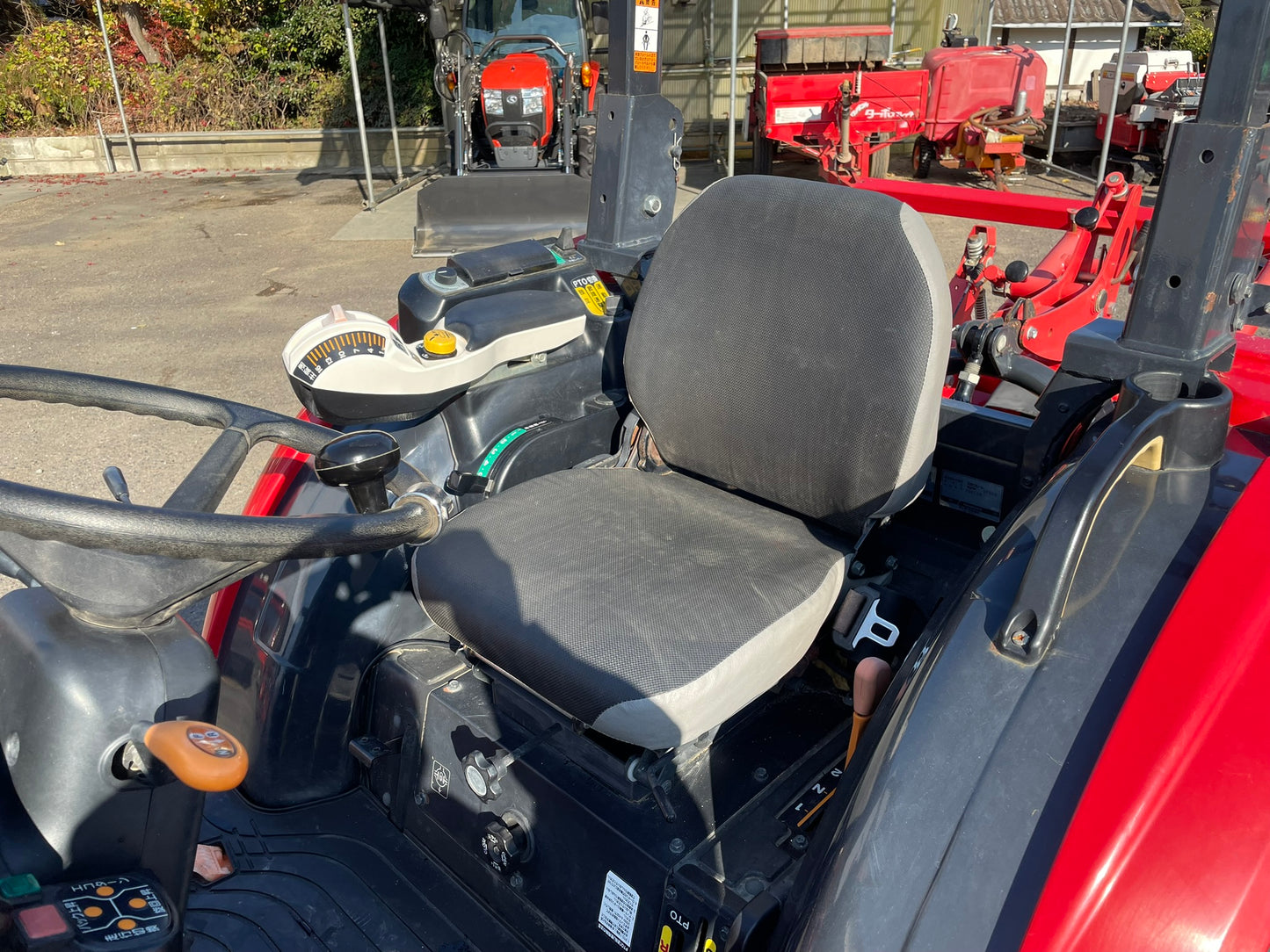 ヤンマー　中古　トラクター　41馬力　1206h　EG441Y