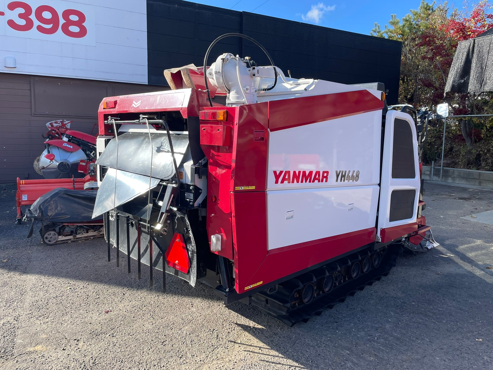 ヤンマー 中古 コンバイン 4条 48馬力 229時間 YH448 – 農キング