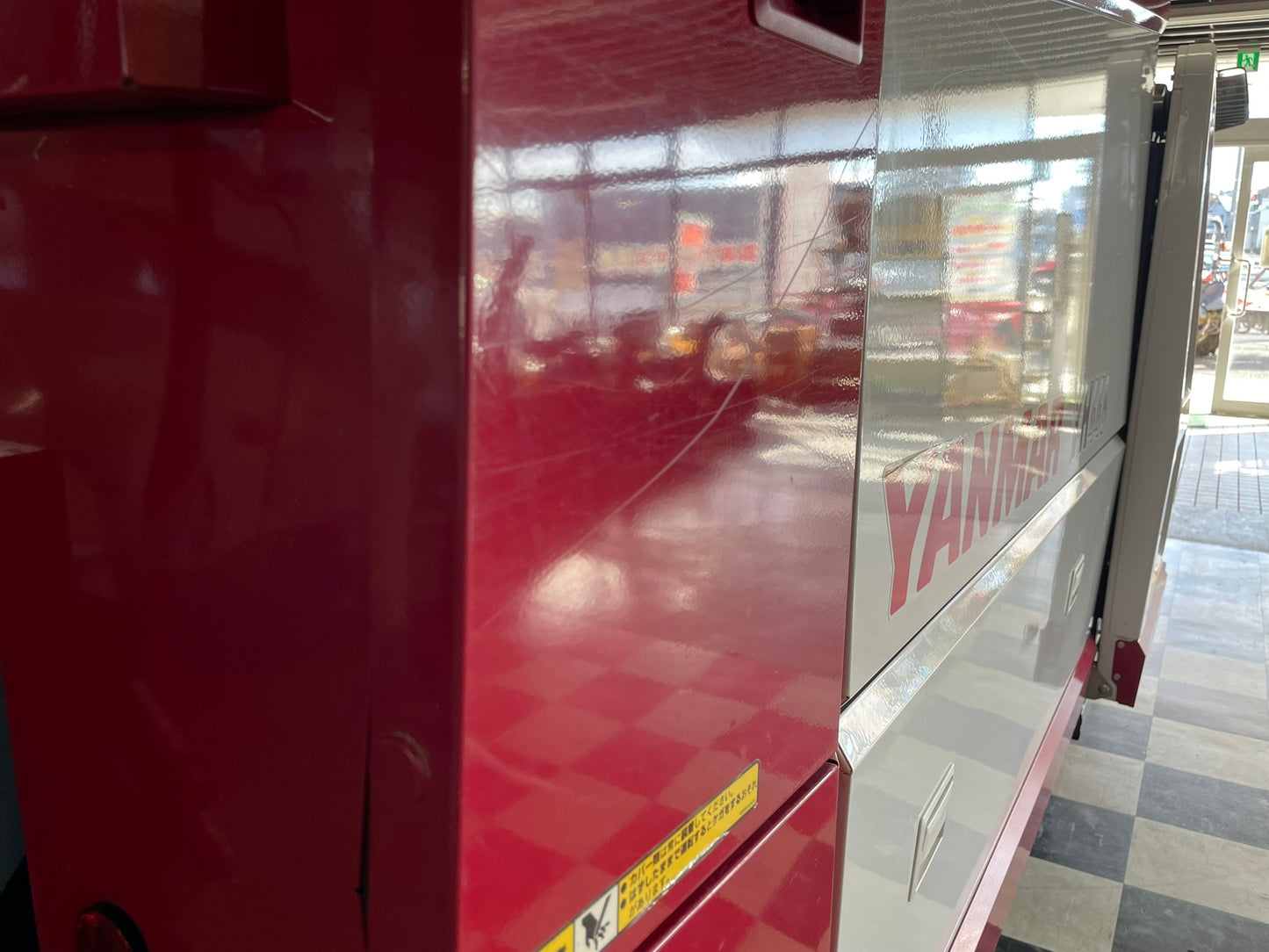 ヤンマー　中古　コンバイン　4条　48馬力　229時間　YH448