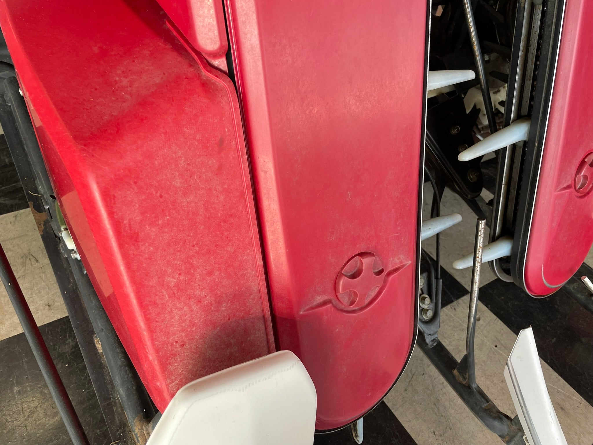 ヤンマー 中古 コンバイン 4条 48馬力 229時間 YH448 – 農キング