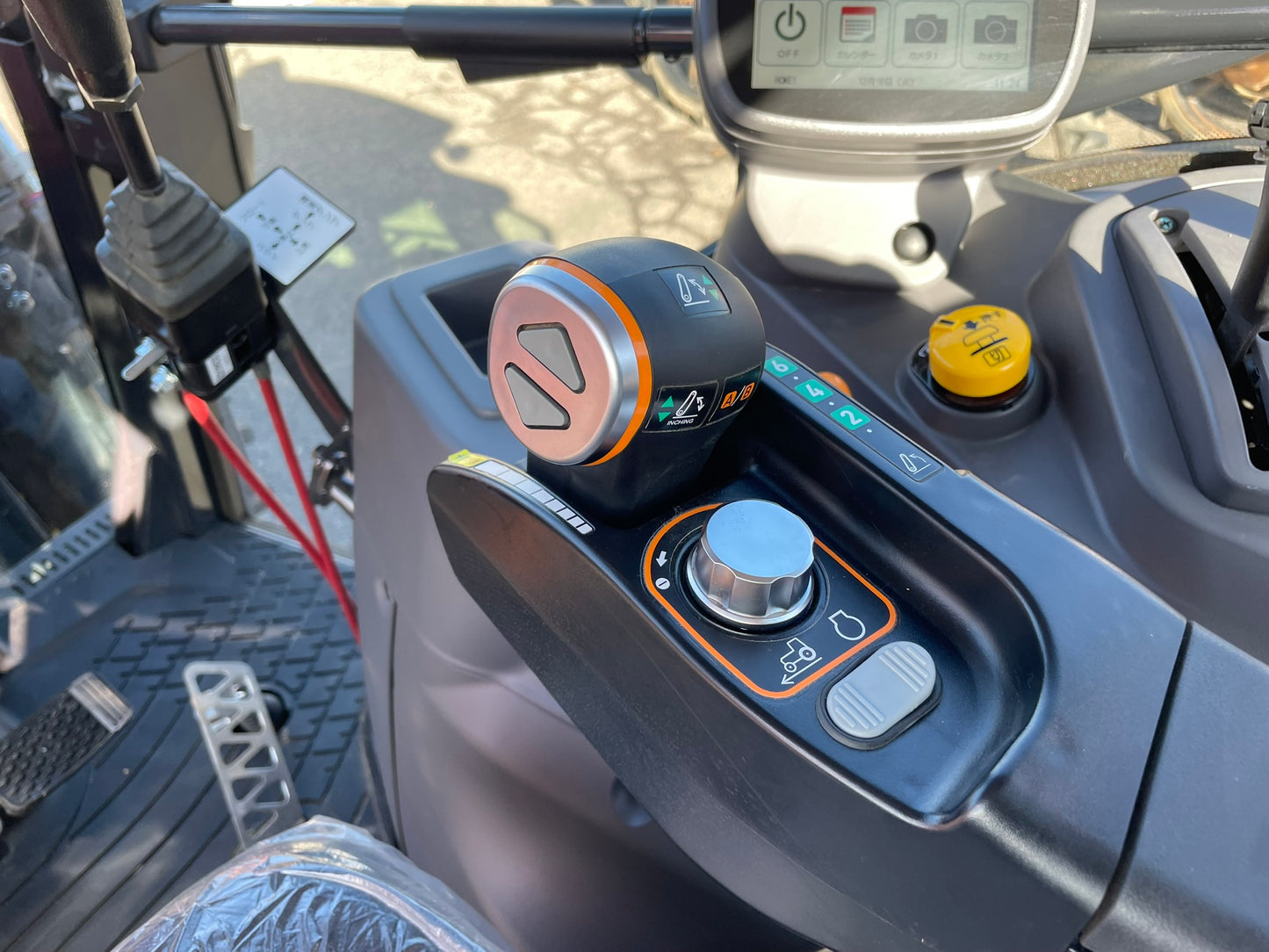 ヤンマー　中古　トラクター　72馬力　デルタ　フロントローダー　327時間　YT472A　