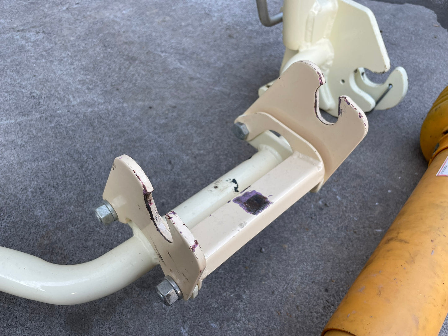 不明　中古　Sヒッチ　ES50