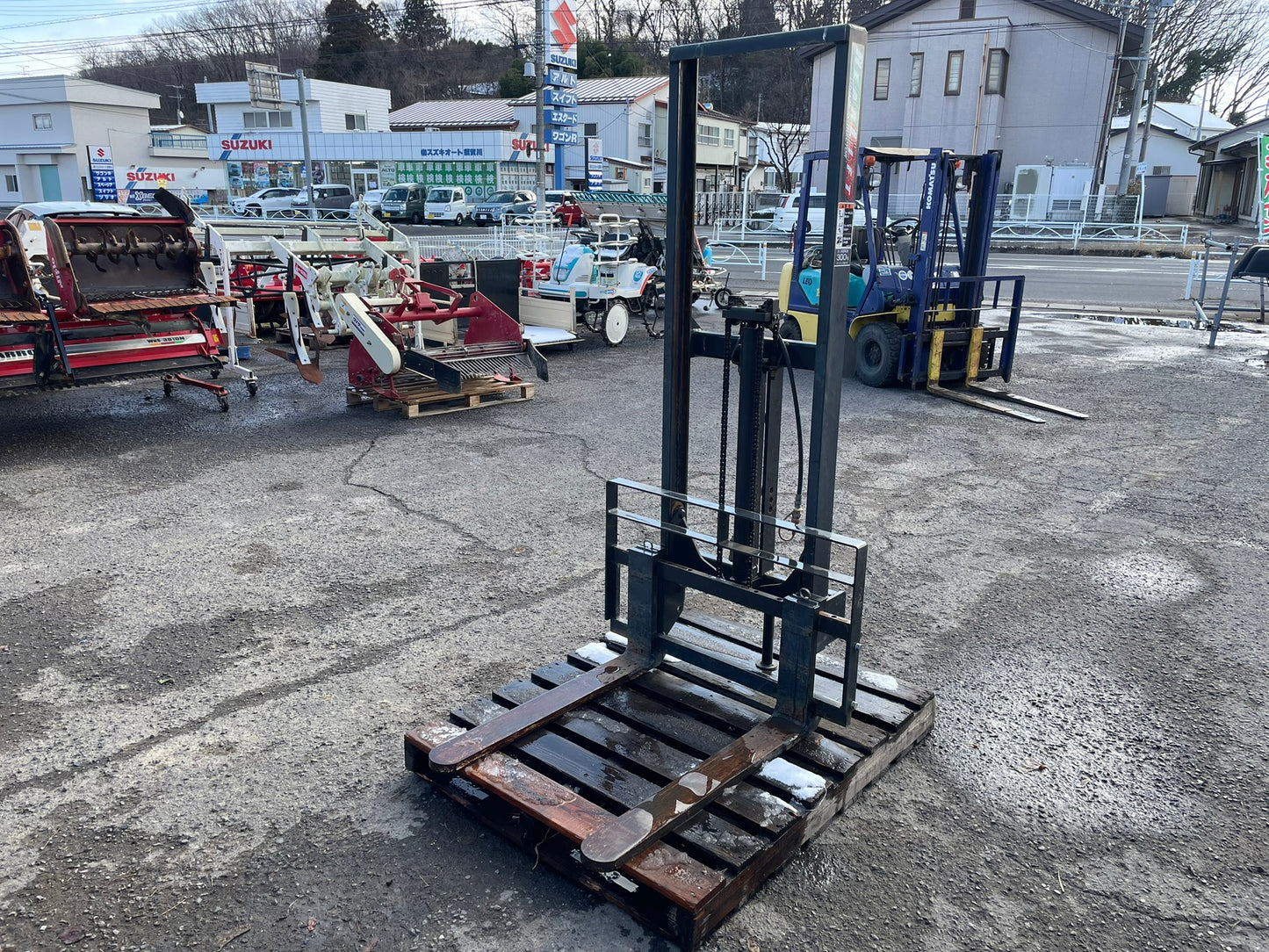 三陽機器　中古　リアリフト　RL302