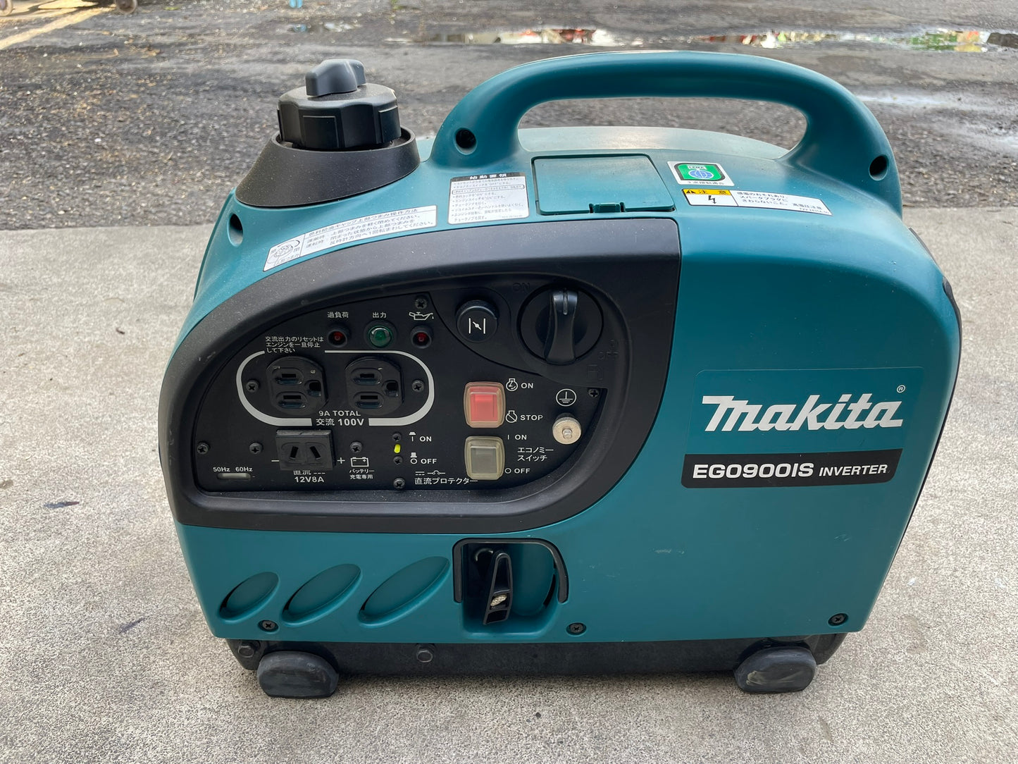 マキタ　中古　発電機　EG0900IS