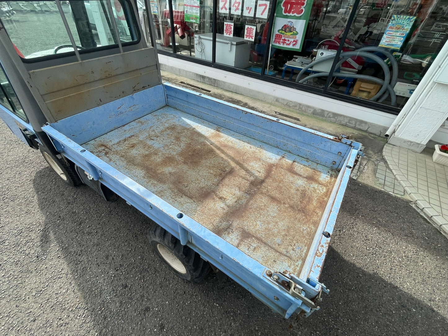 アテックス　中古　運搬車　油圧ダンプ　SL610
