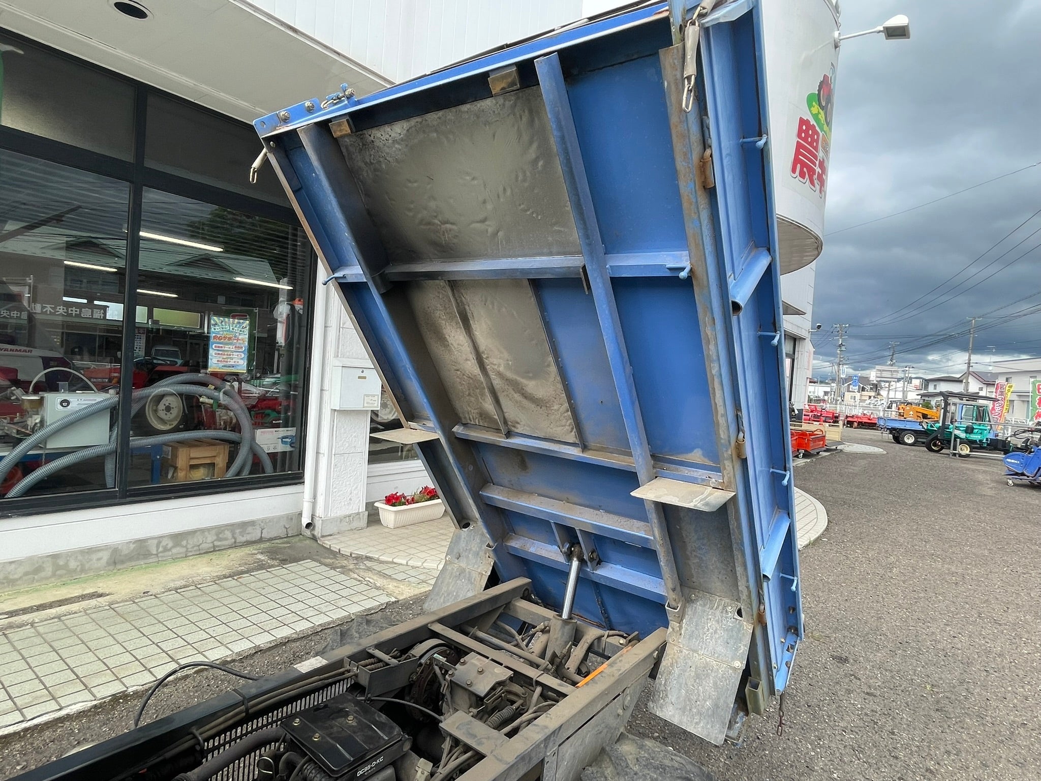 アテックス 中古 運搬車 油圧ダンプ SL610 – 農キング