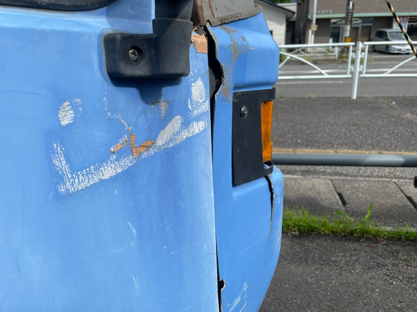 アテックス　中古　運搬車　油圧ダンプ　SL610