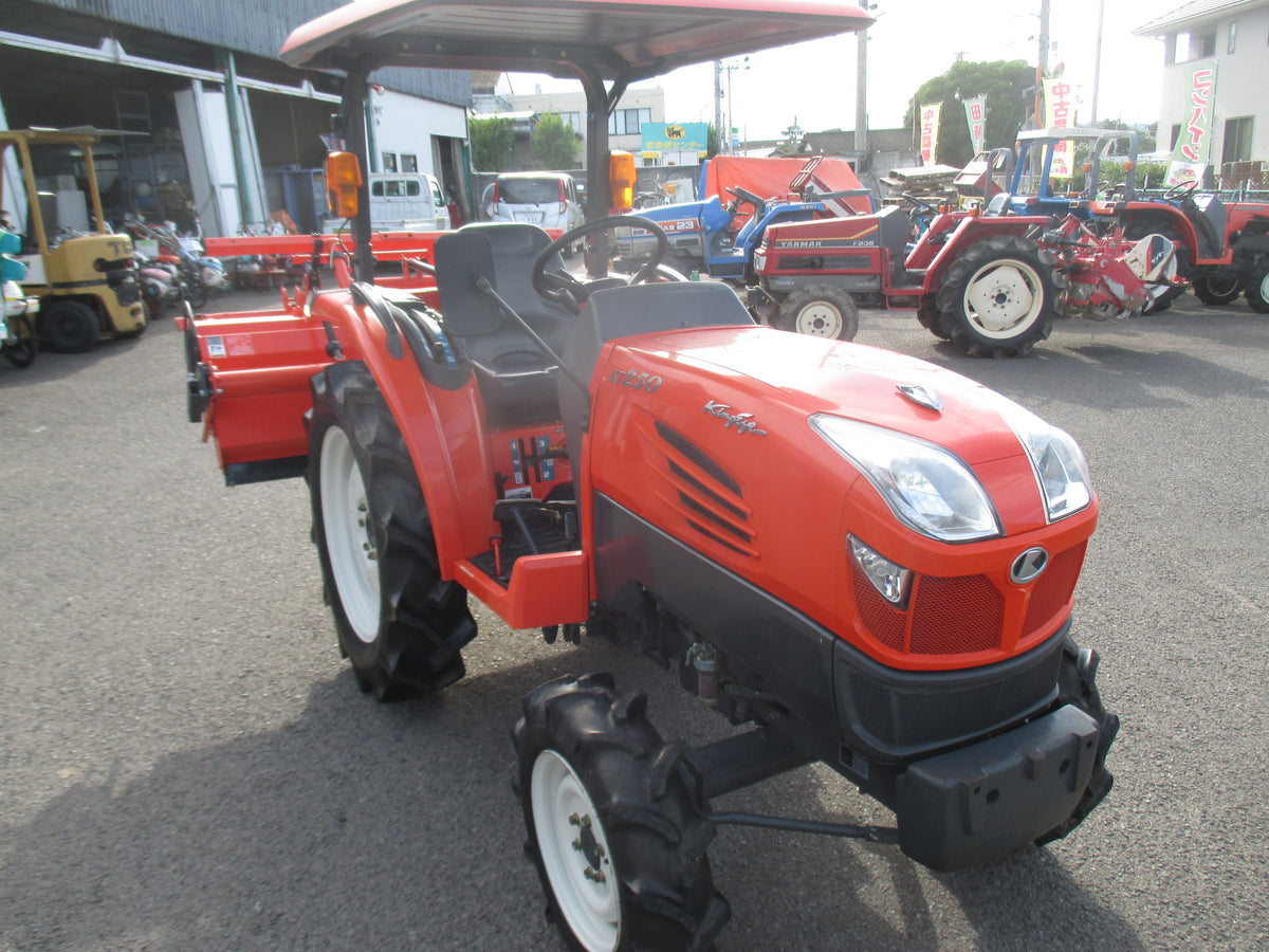 クボタ　中古　トラクター　KT250