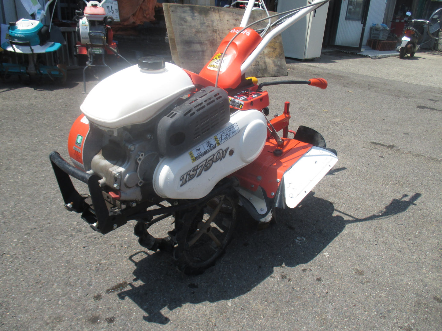 クボタ　中古　耕耘機  TS750W