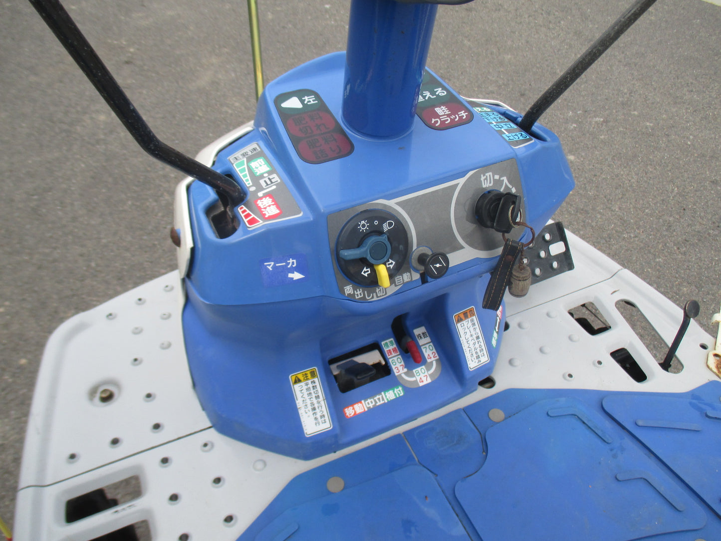 イセキ　中古　田植機　PQZ4-DUL