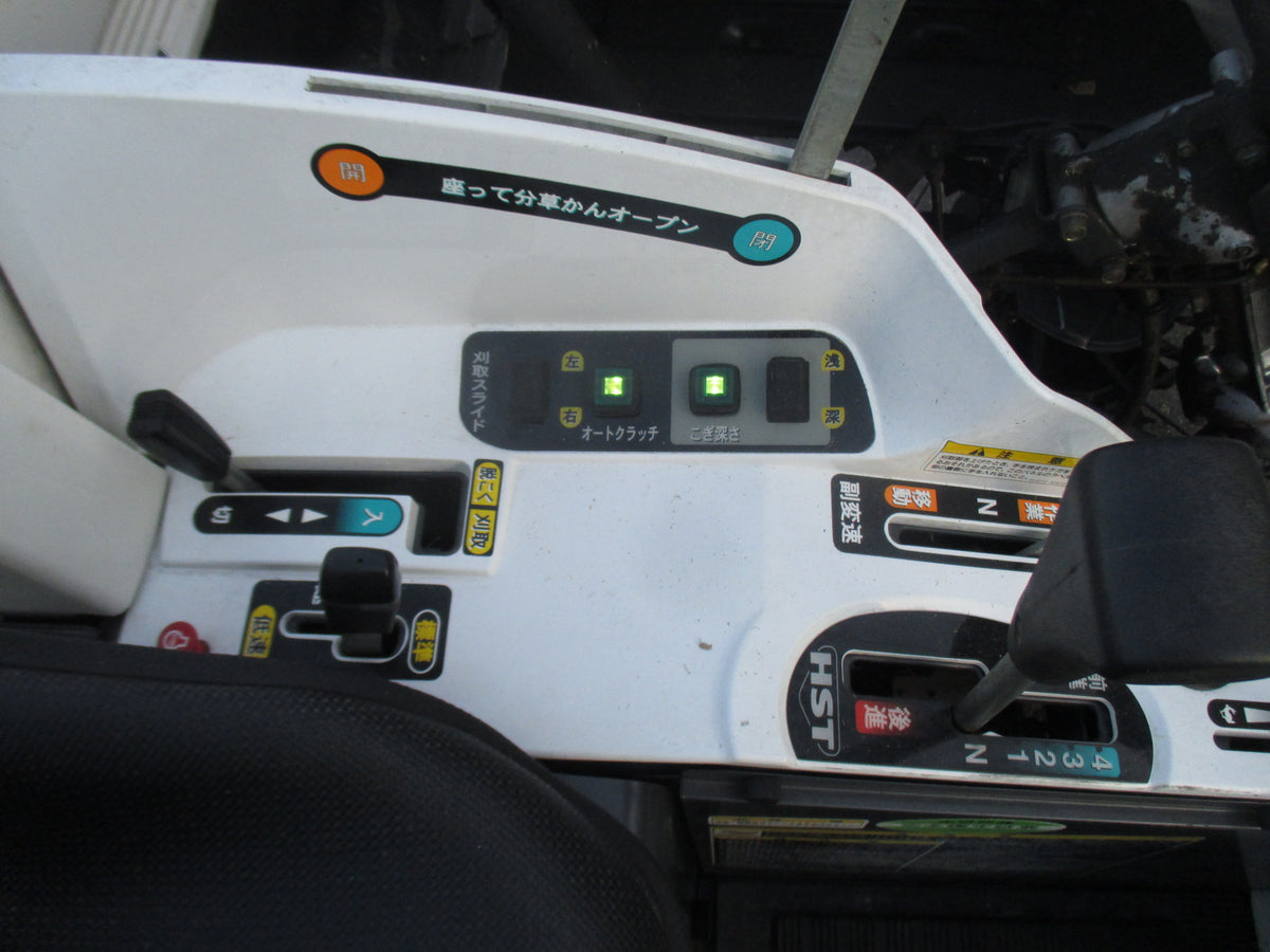 クボタ　中古　コンバイン　AR213