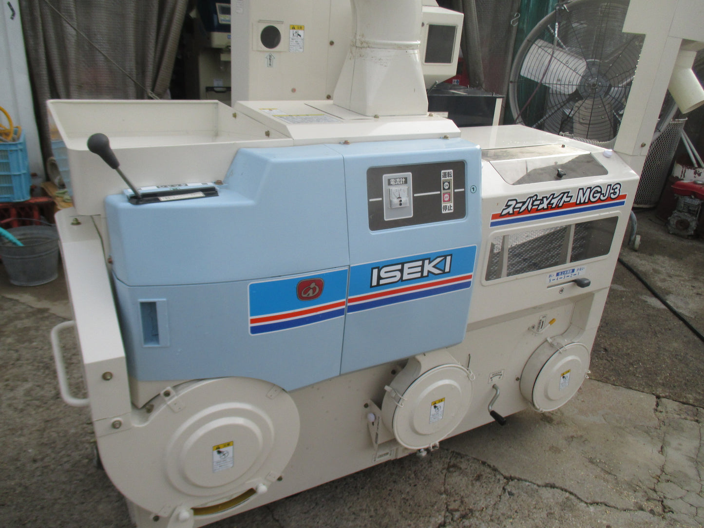 イセキ　中古　籾摺り機　MGJ3-M2