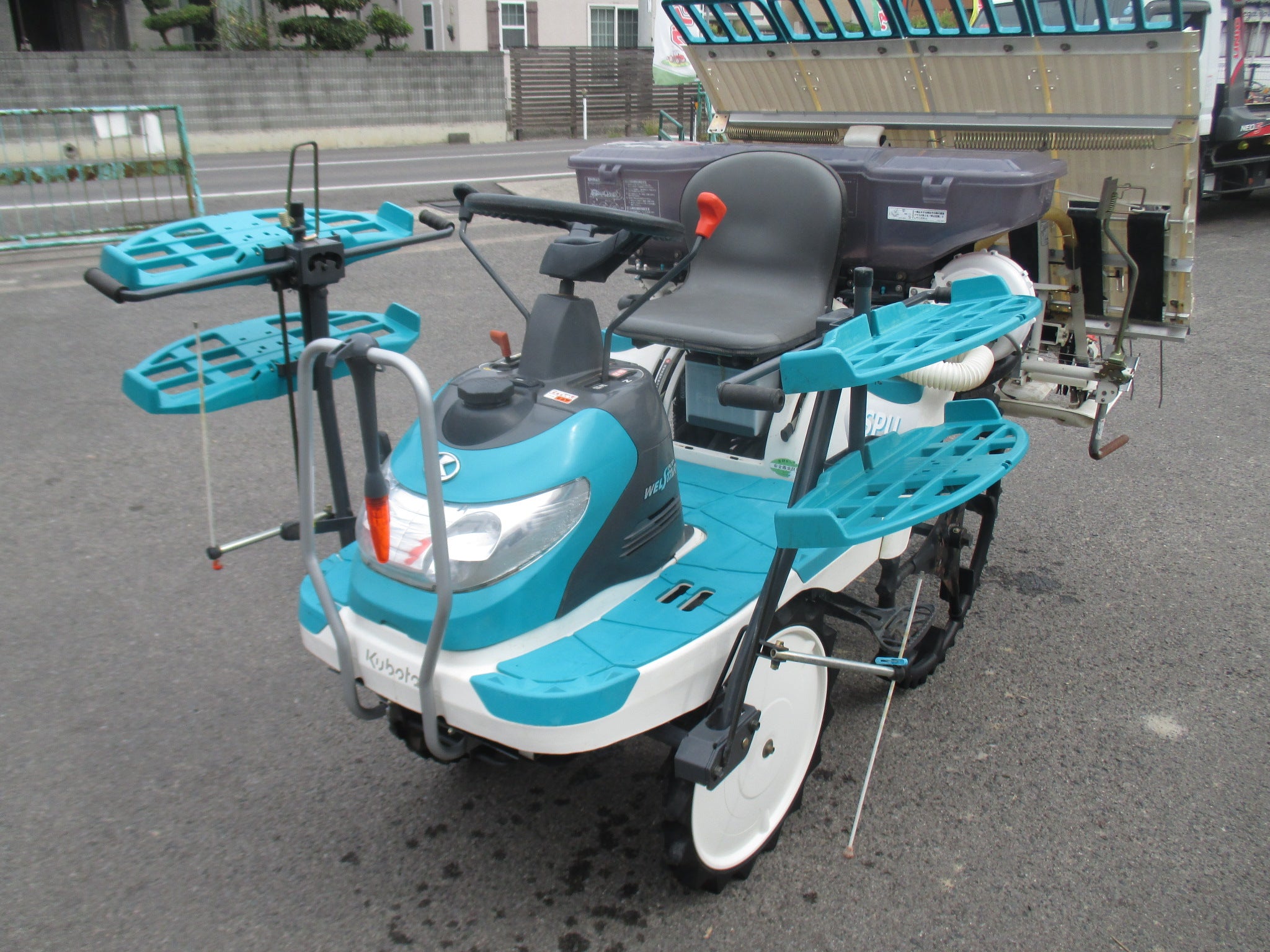 仙台市若林区若林～⤴️4条植/田植機/農機具/Kubota/SPU45P/セルスタート/宮城県内配送可能⤴️ クボタ 中古 田植機 SPU45P – 農キング