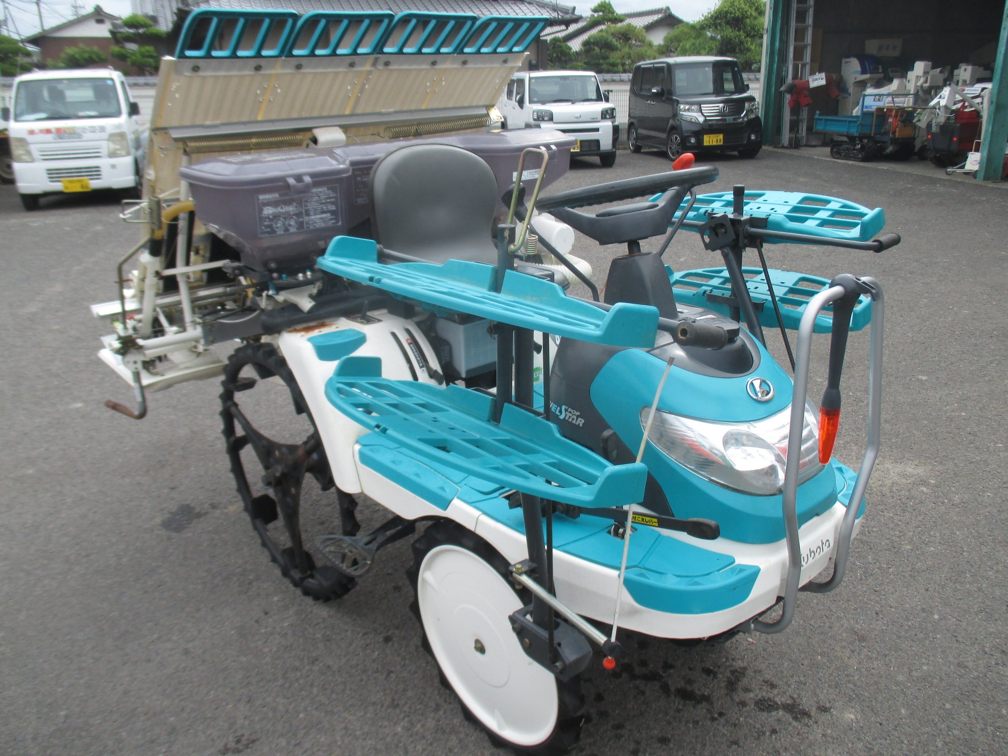仙台市若林区若林～⤴️4条植/田植機/農機具/Kubota/SPU45P/セルスタート/宮城県内配送可能⤴️ クボタ 中古 田植機 SPU45P – 農キング