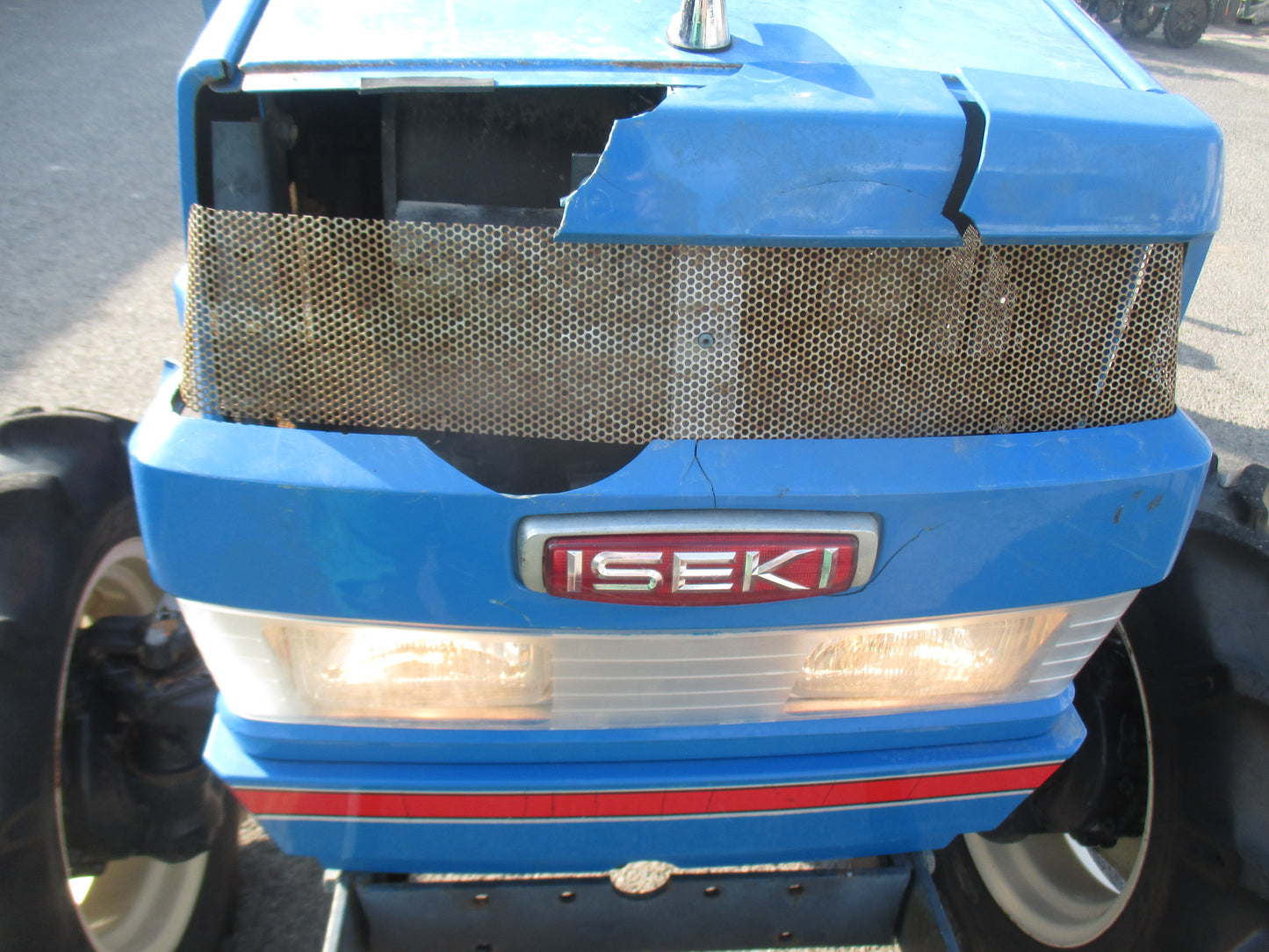 イセキ　中古　トラクター　TA417F-HKWLP