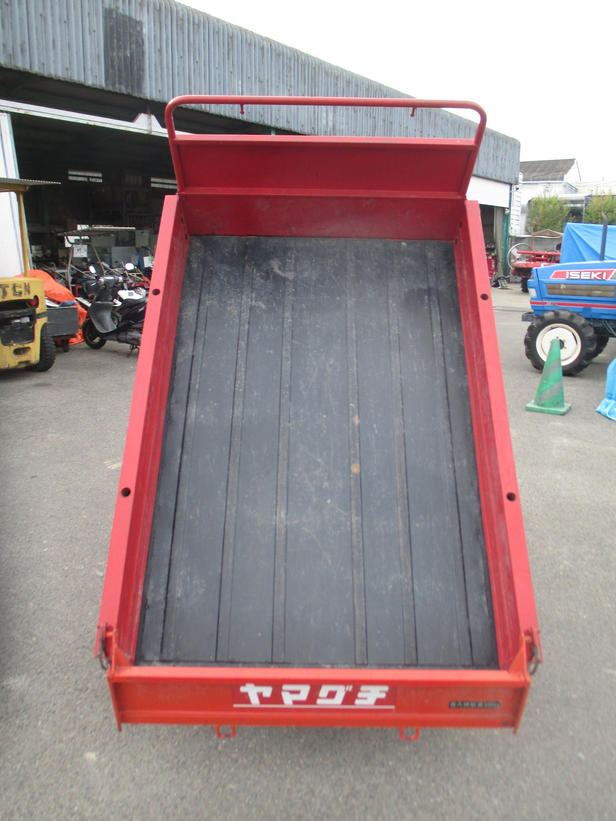 山口　中古　運搬車　YCD-203