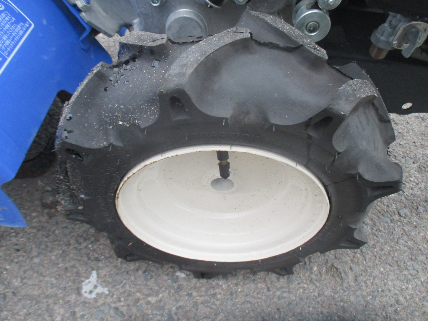 イセキ　中古　耕耘機　KMR400-HX