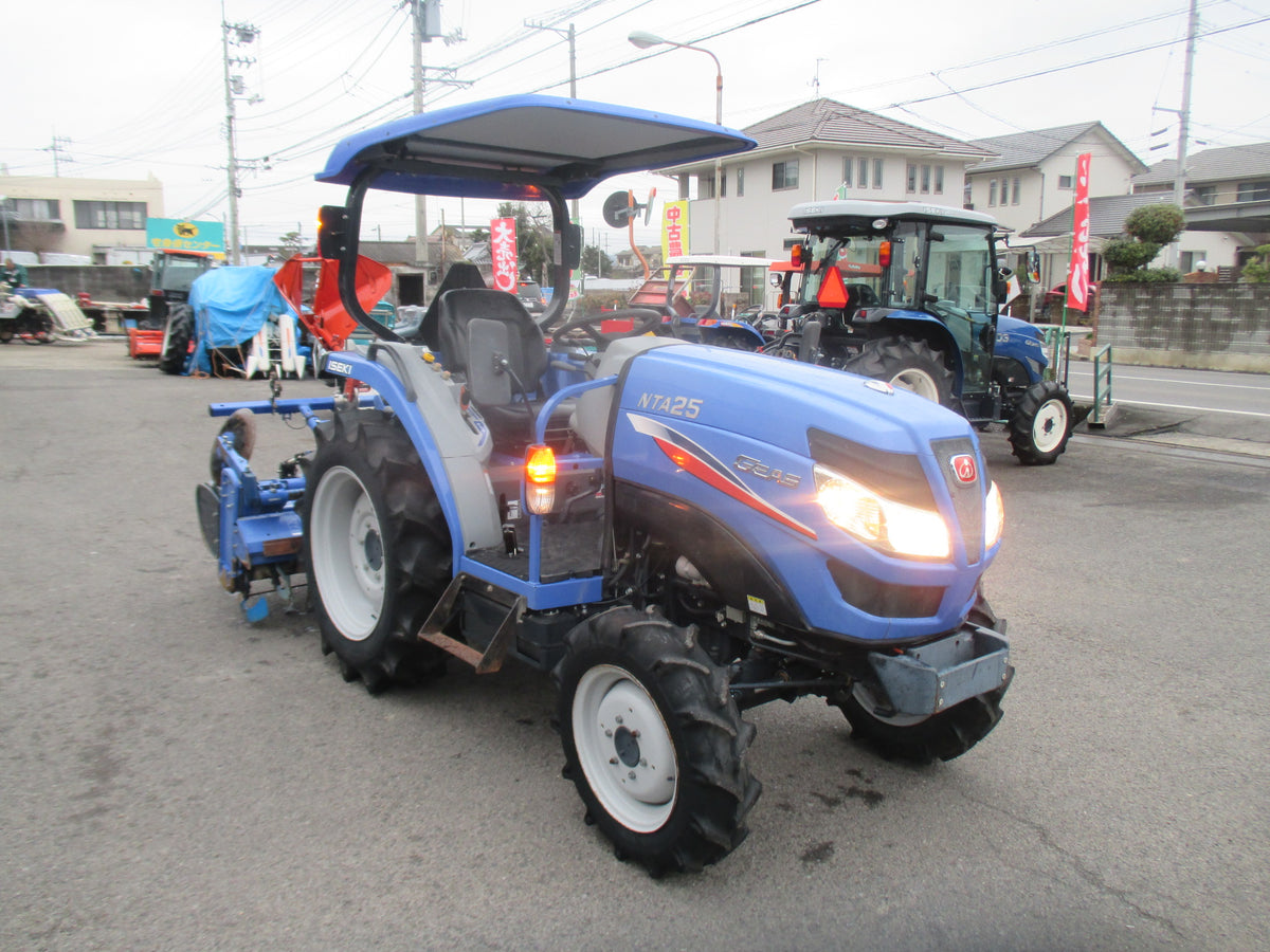 イセキ　中古　トラクター　NTA25-SGQ