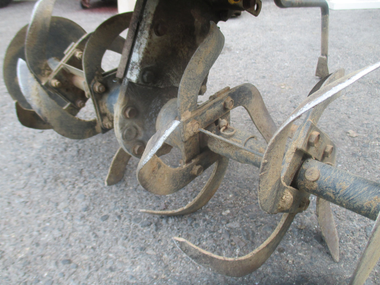 イセキ　中古　管理機　KM21-BD