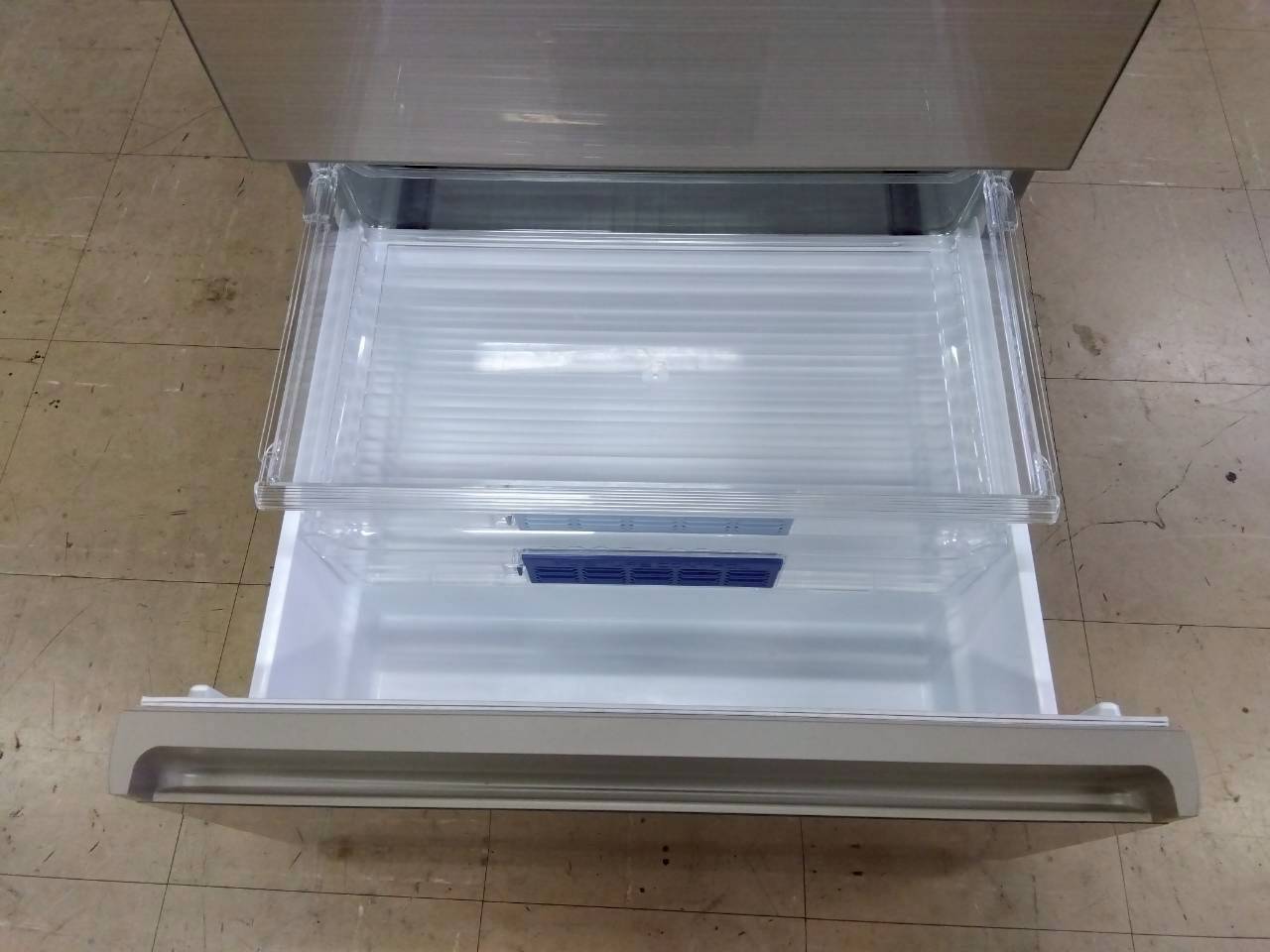 Panasonic　中古　冷蔵庫　NR-F554HPX-N型　550L