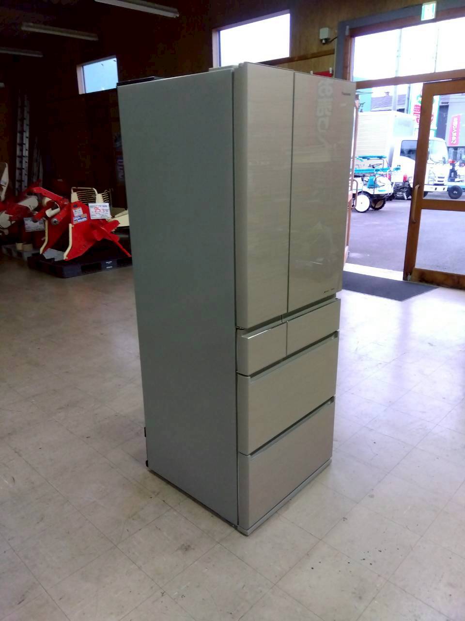 Panasonic　中古　冷蔵庫　NR-F554HPX-N型　550L