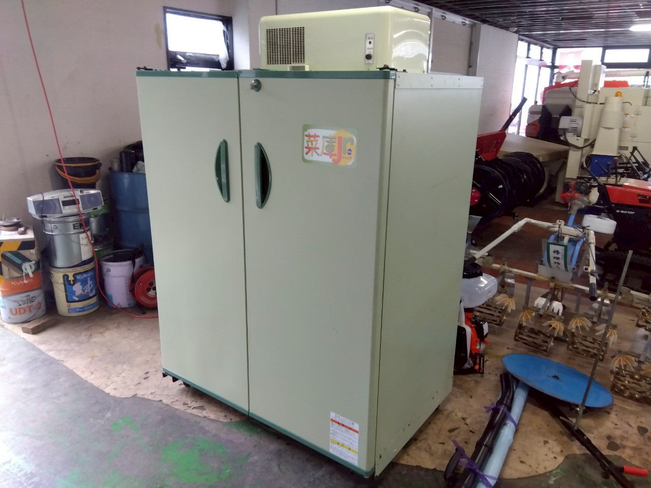 シズオカ　中古　保冷庫　GR21C　100V