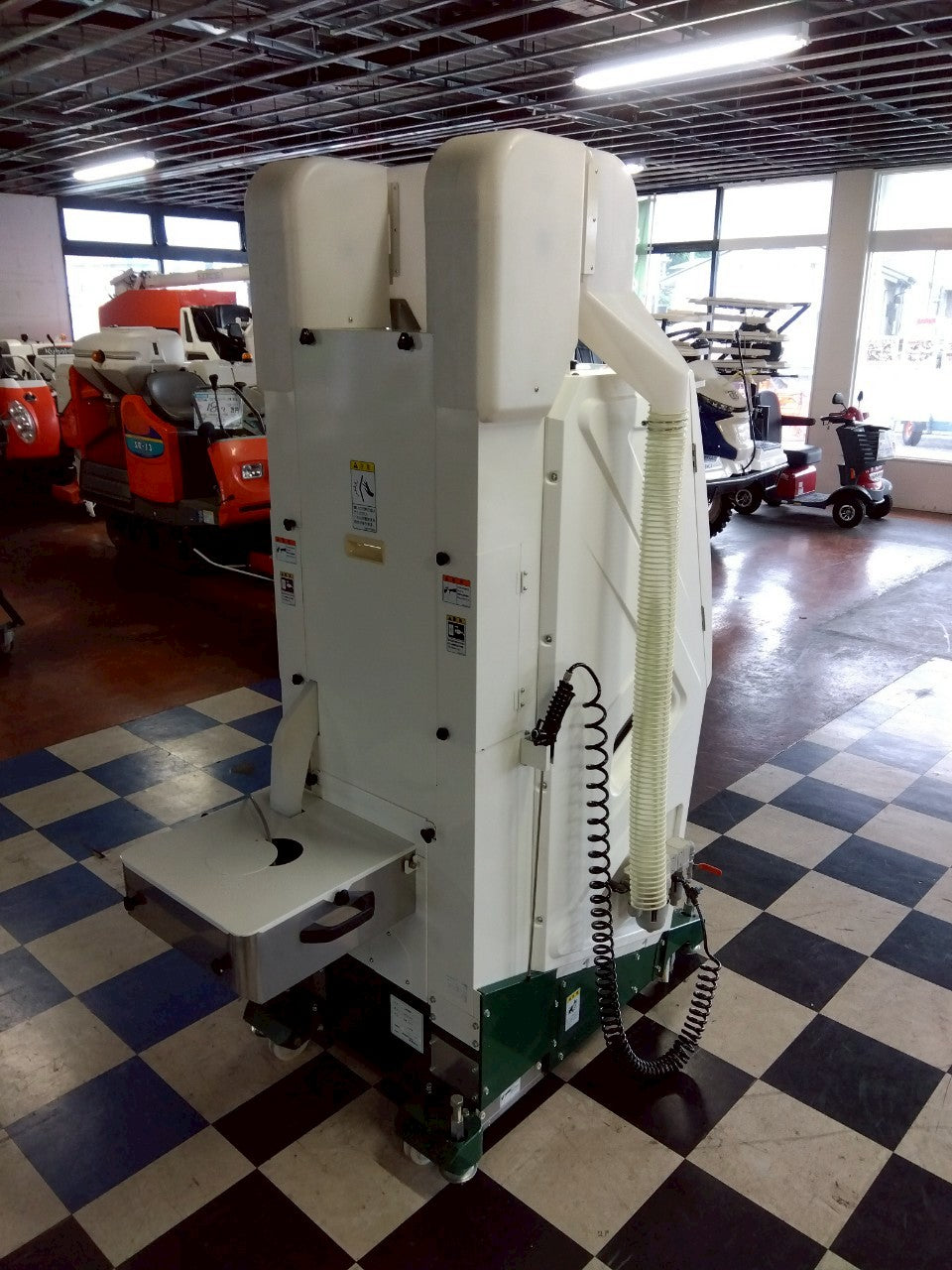 シズオカ　中古　色彩選別機　SCS-50S