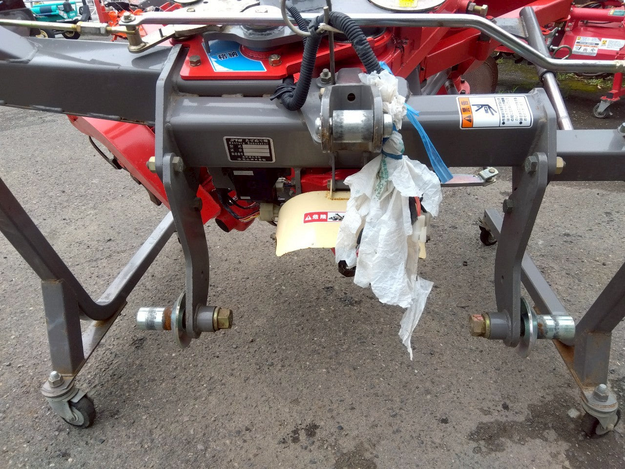 ニプロ　中古　畦塗機　CZR351E　Sヒッチ　電動オフセット