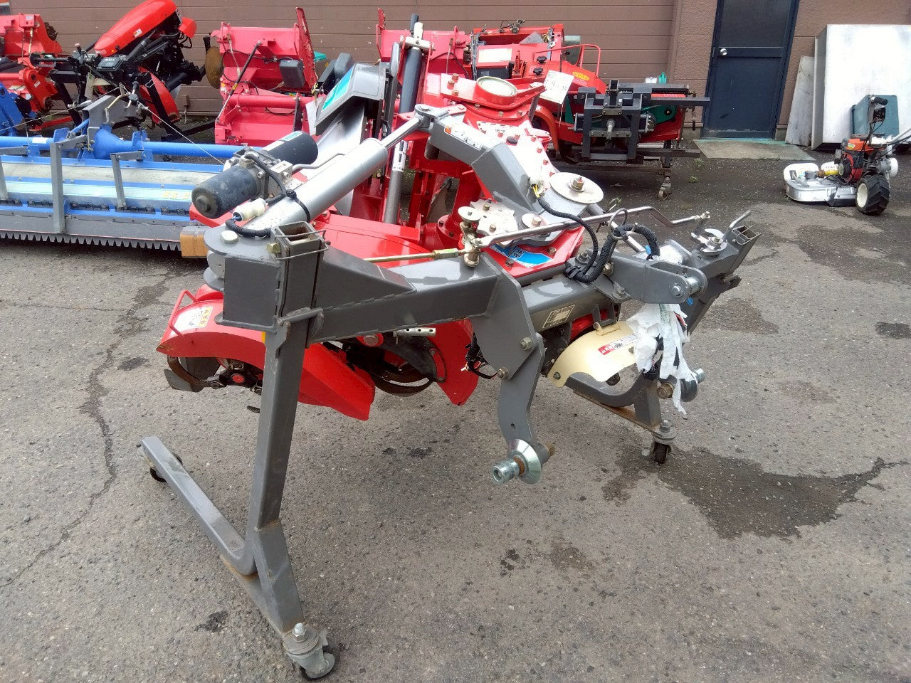 ニプロ　中古　畦塗機　CZR351E　Sヒッチ　電動オフセット