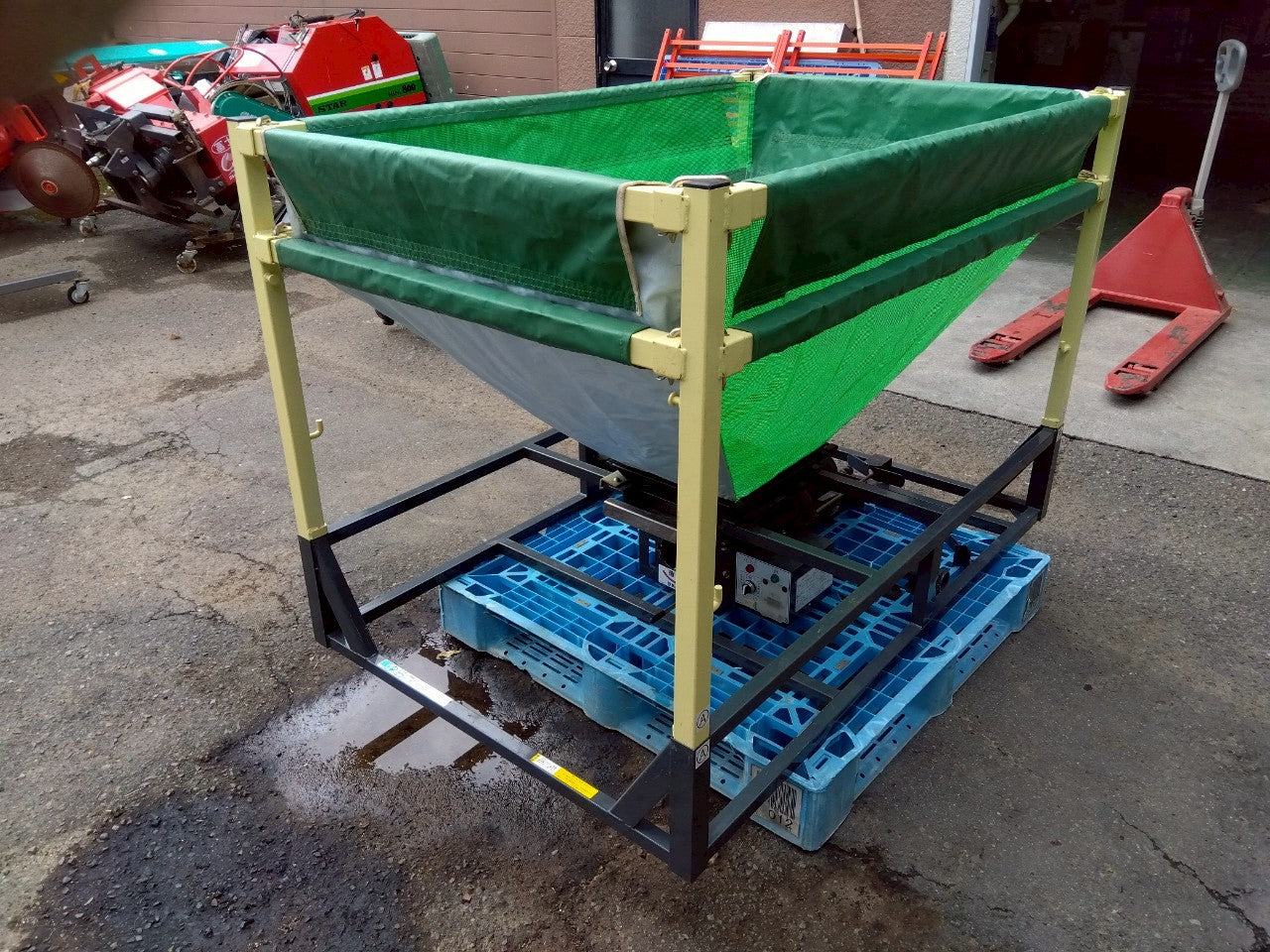 タイショー　中古　レザーコンテナ　MA-05T　100V