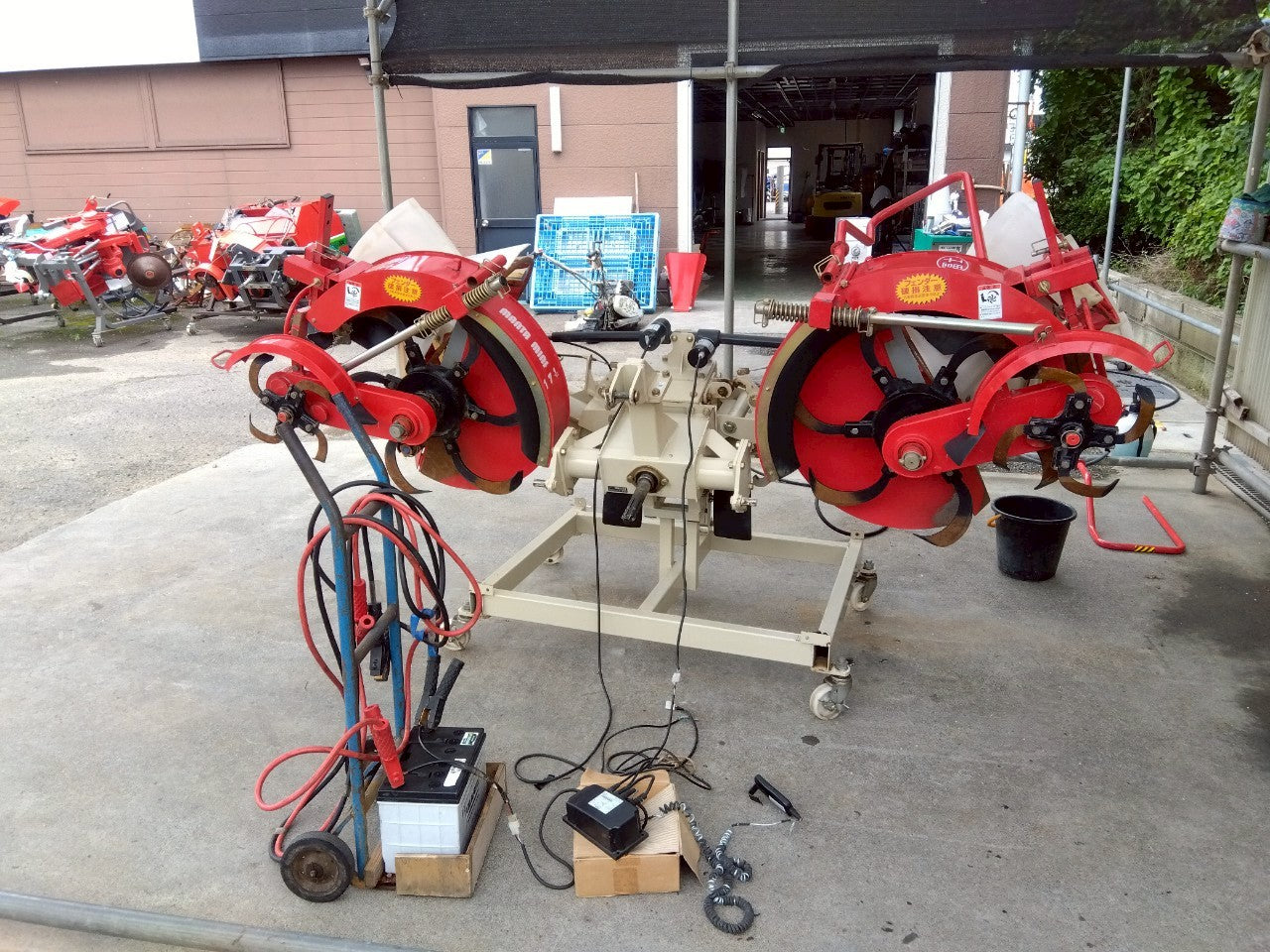 冨士　中古　畦塗機　マンタミニ171　電動開閉