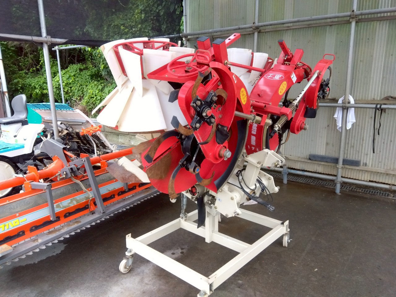 冨士　中古　畦塗機　マンタミニ171　電動開閉
