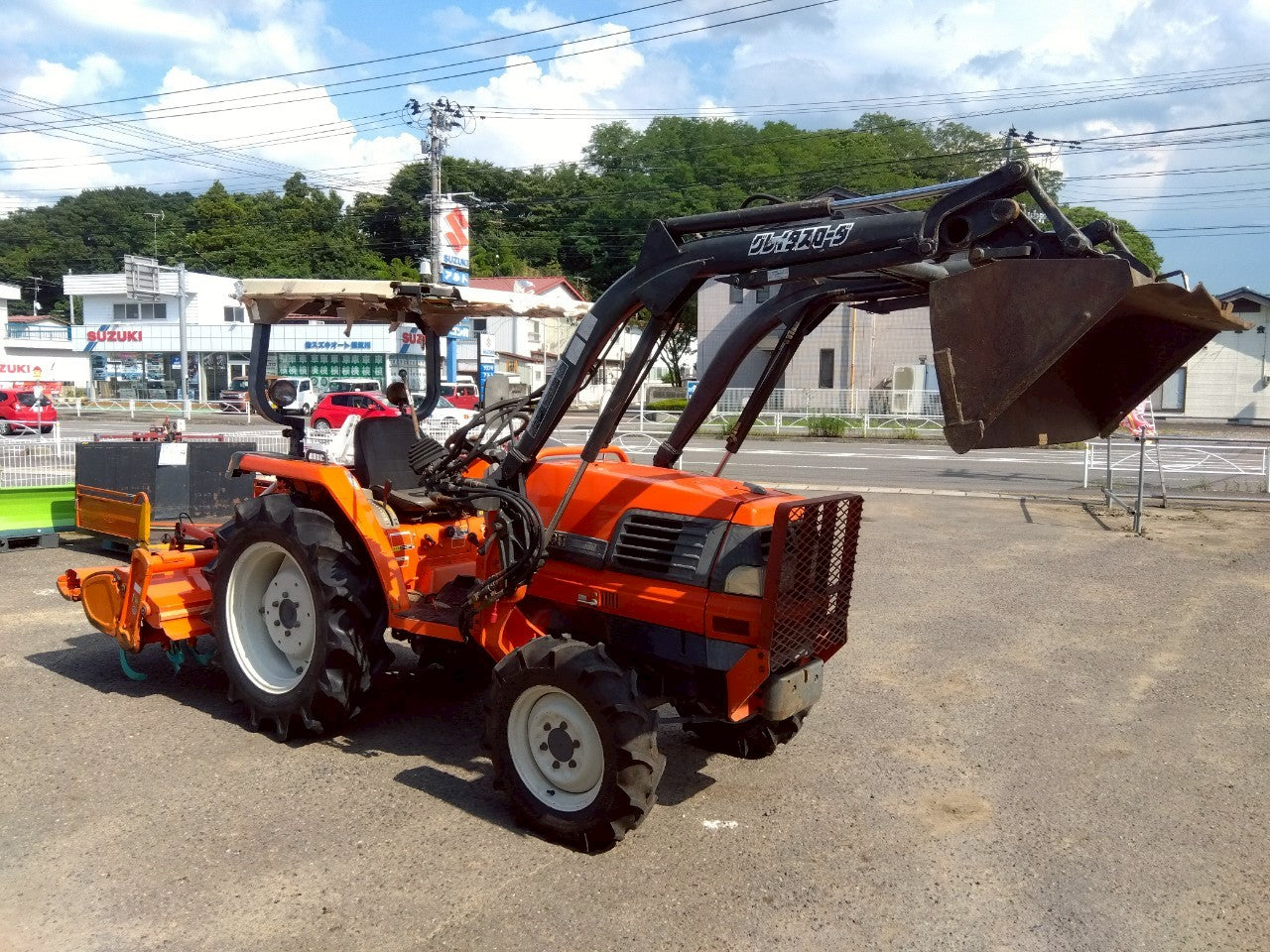 クボタ　中古　トラクター　GL260　フロントローダー付