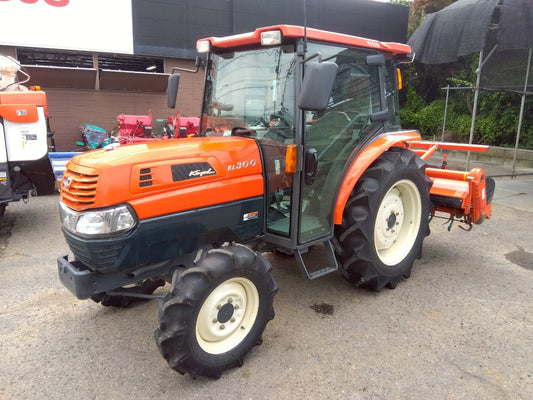 クボタ　中古　トラクター　KL300